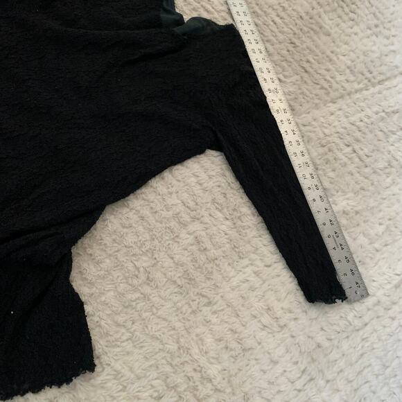 Black Lacey Trapeze Dress - Picture 9 of 10